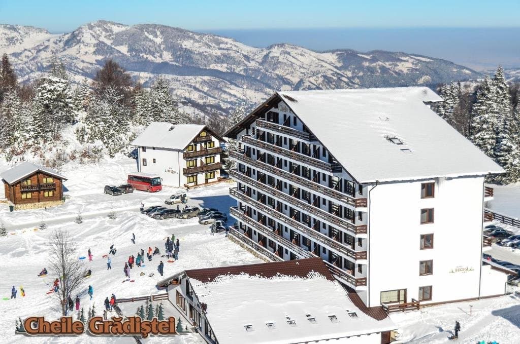 Valentine's Weekend la înălțime – Cheile Grădiștei